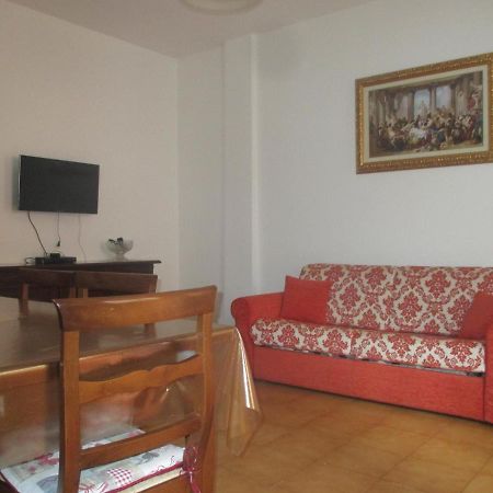 Palinuro Casa Vacanze "Donna Antonia" Buitenkant foto